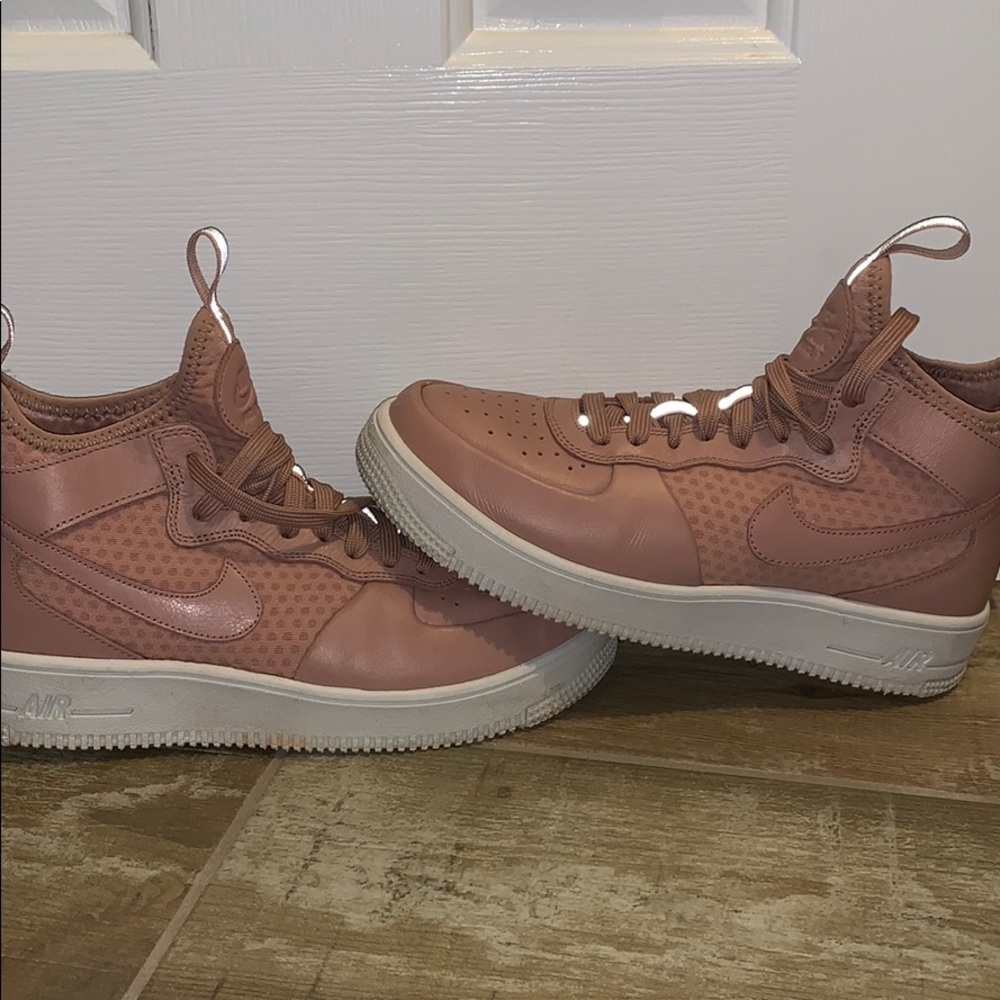 Nike womens Air Force 1’s mid ultraforce